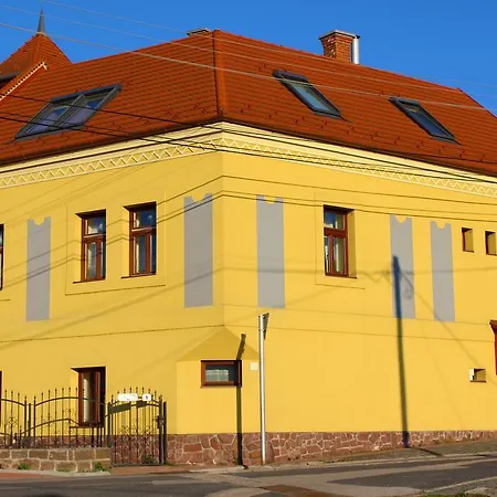 Lejlighed Voeroesko